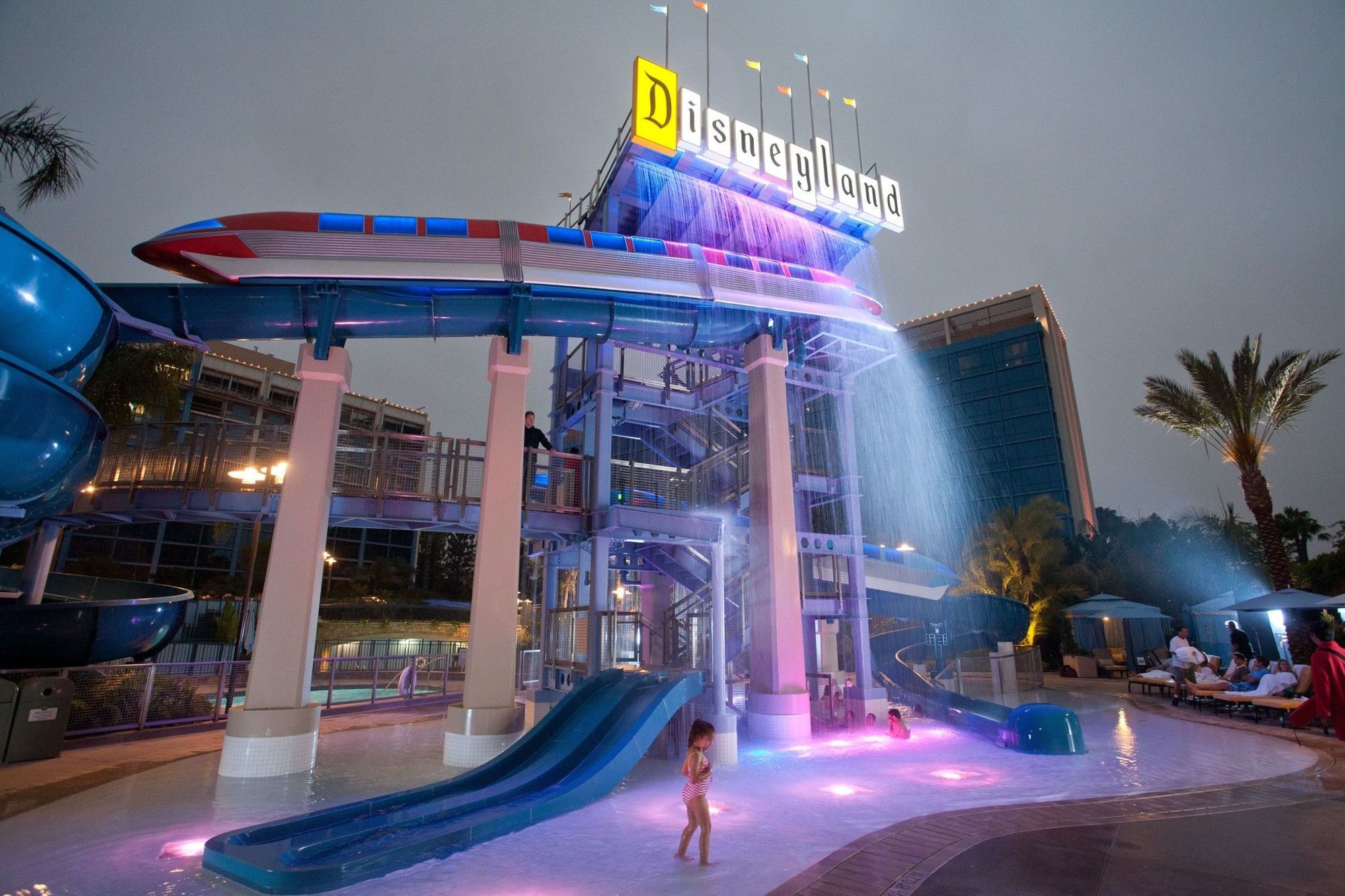 Disneyland Hotel Анахайм Экстерьер фото