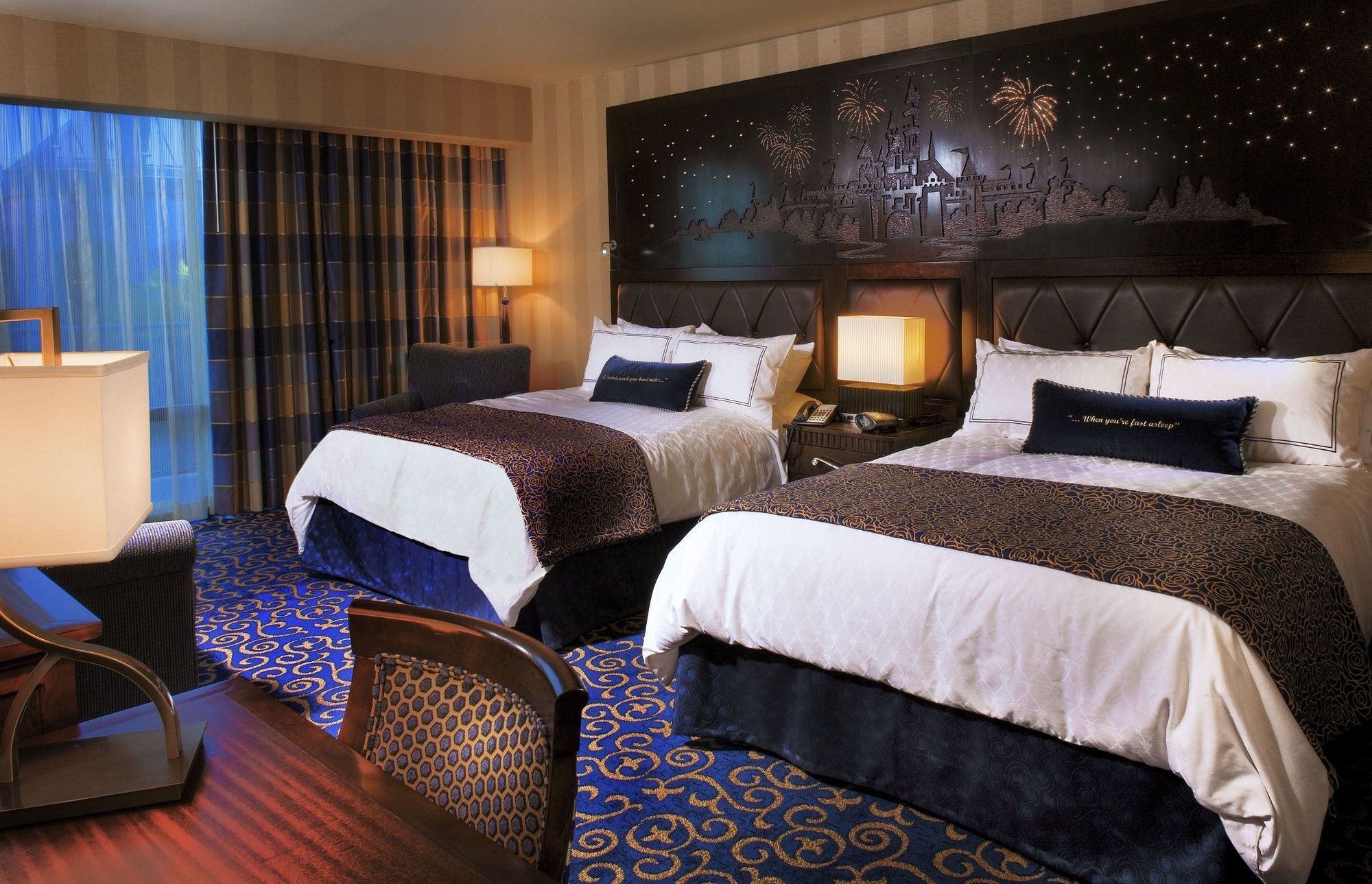 Disneyland Hotel Анахайм Экстерьер фото