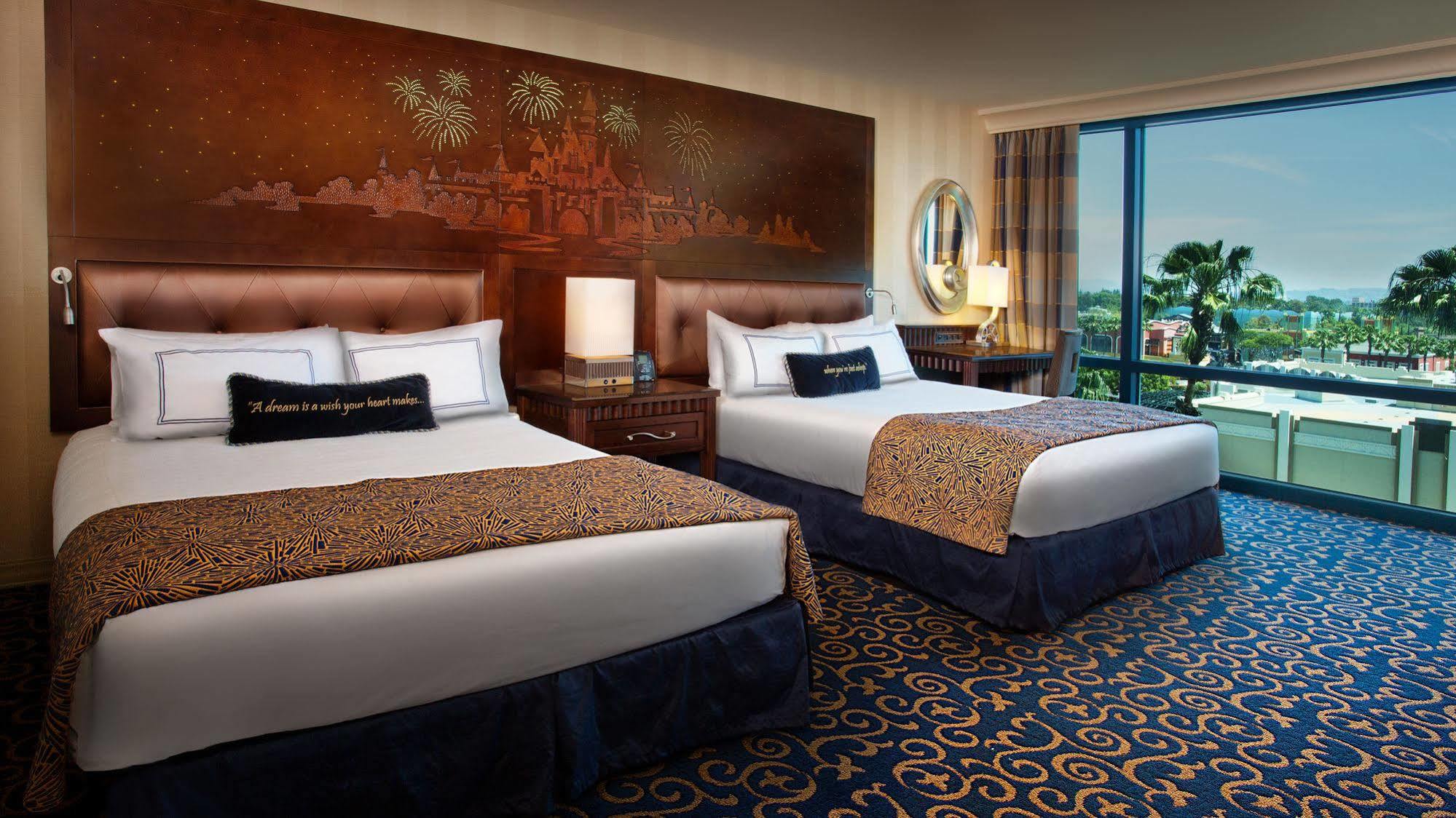 Disneyland Hotel Анахайм Экстерьер фото