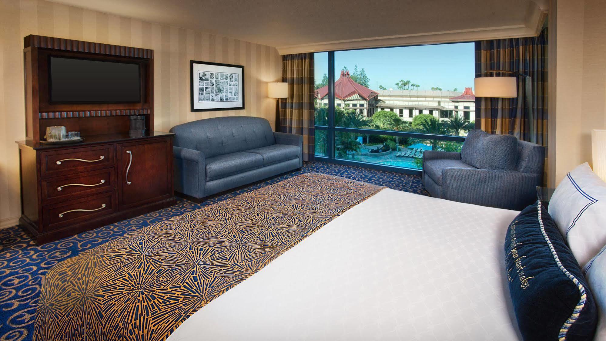 Disneyland Hotel Анахайм Экстерьер фото