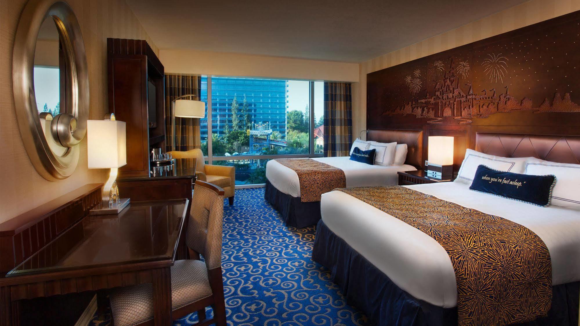 Disneyland Hotel Анахайм Экстерьер фото